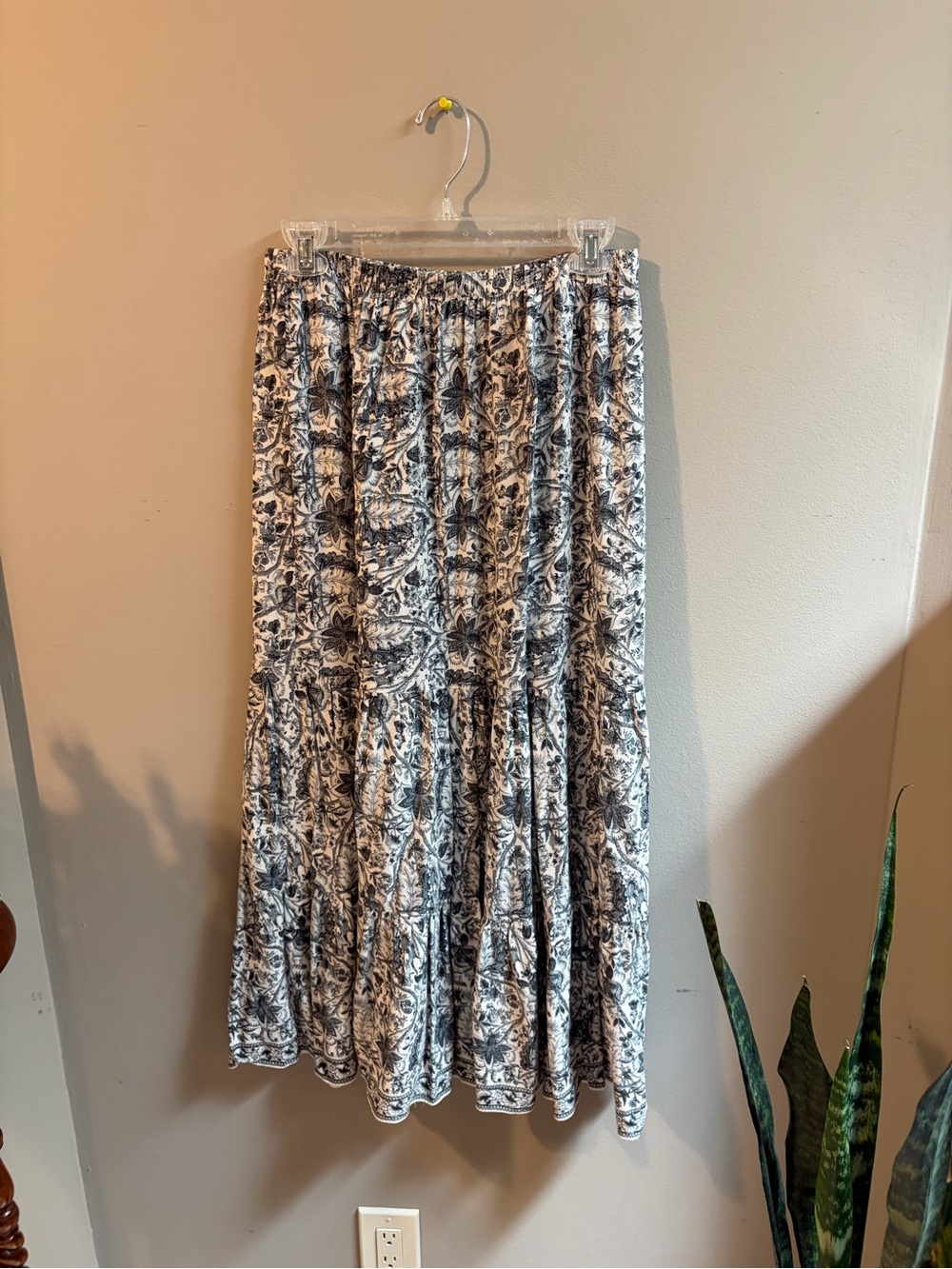 Max Studio Black and White Floral Tiered Maxi Skirt